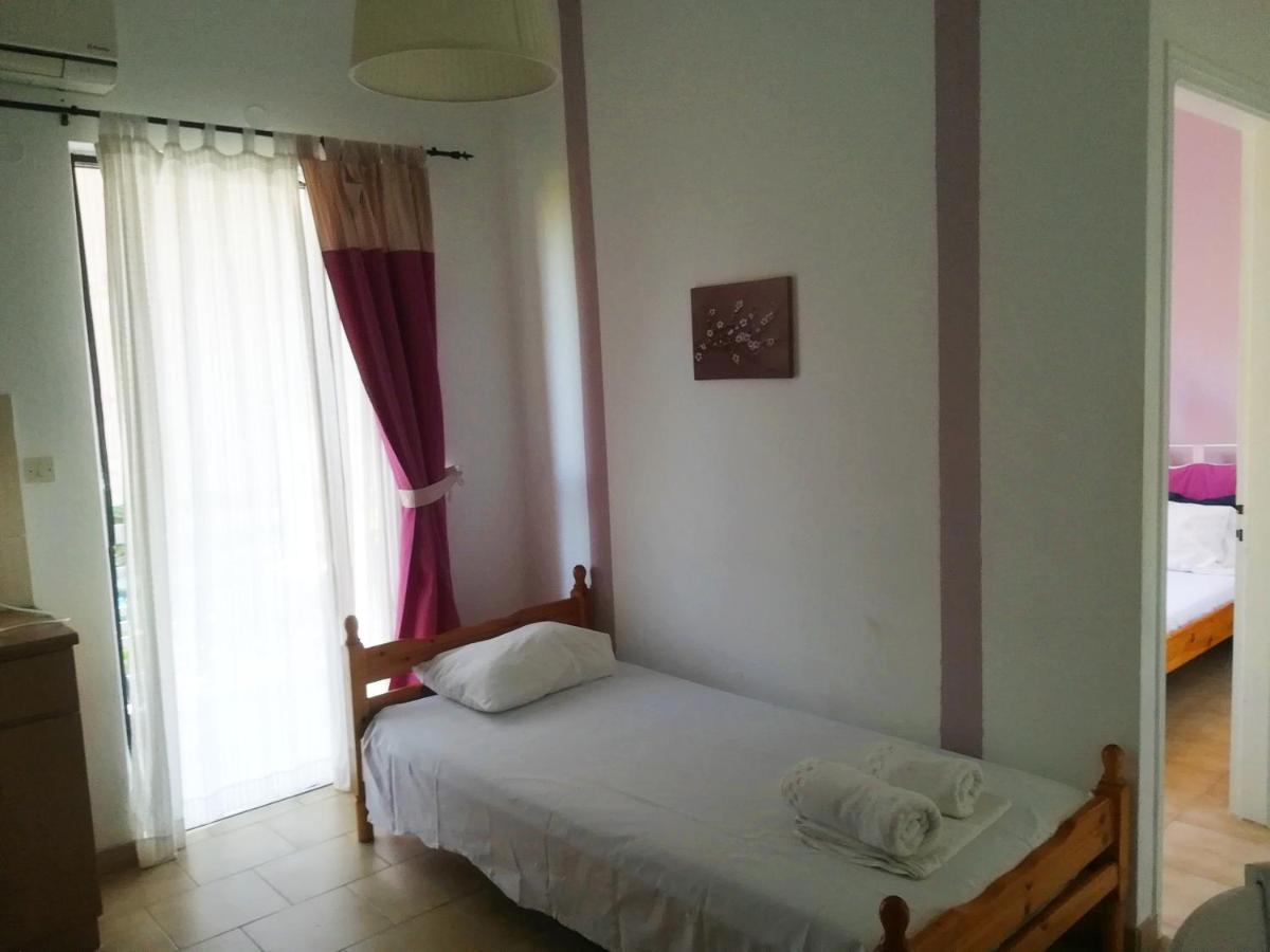 Akrogiali Agiokampos  Buitenkant foto