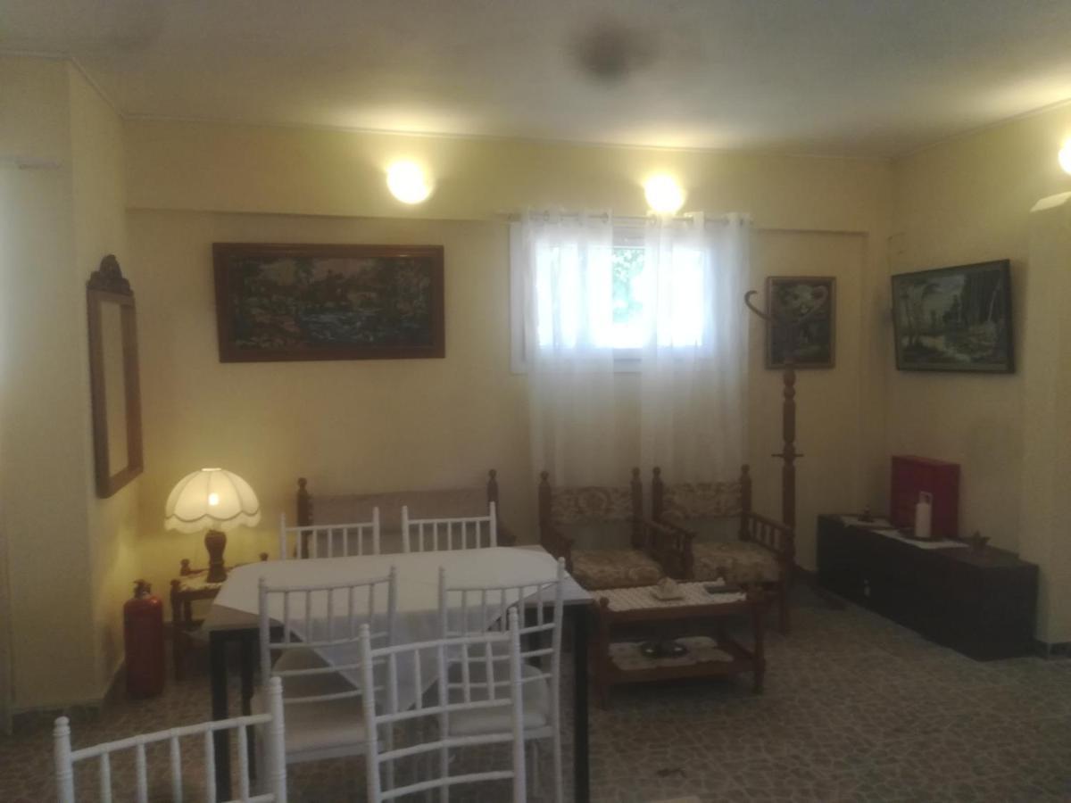 Akrogiali Agiokampos  Buitenkant foto